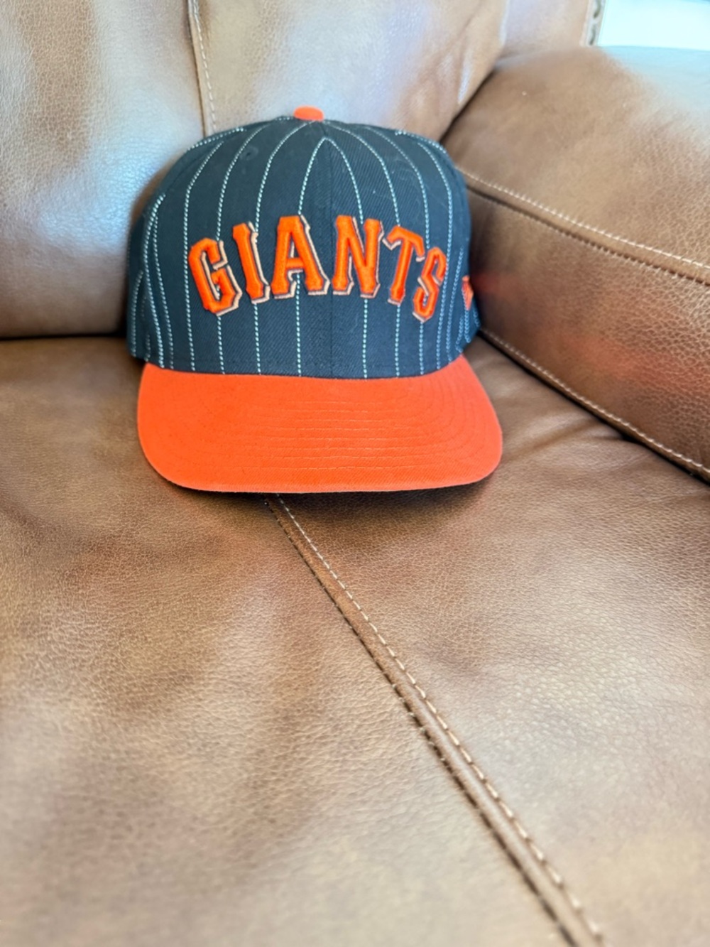 Giants Pinstripe Fittted Cap - Black & Orange